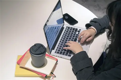 开封大学刘盼盼简介