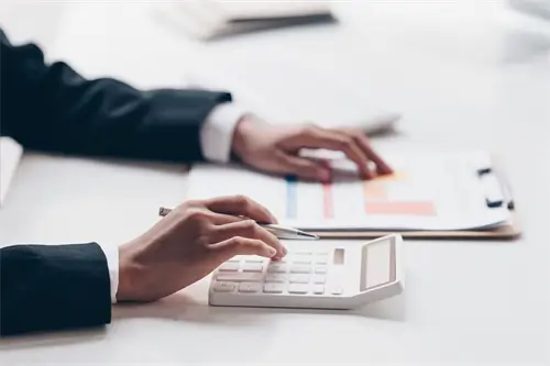 上海大学张雨麒简介