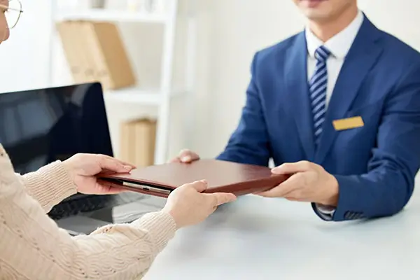 长沙大学吴老师简介